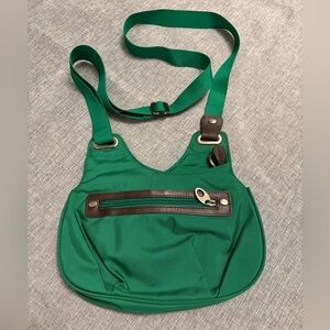 Mosey Life by Baggallini Tripper Green Crossbody Shoulder Purse